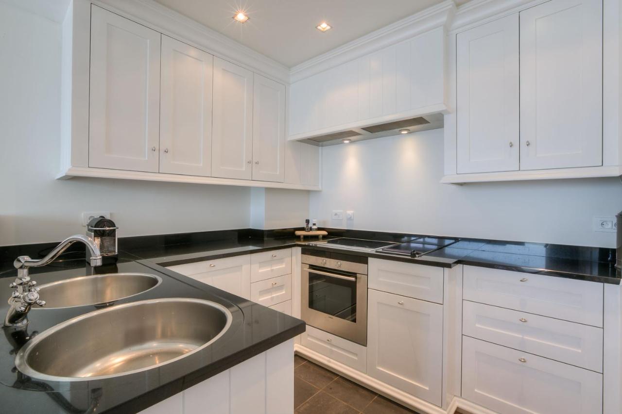 Appartementen Op De Zeedijk In Knokke Op De 3E En 4E Verdieping Van Logie Marie エクステリア 写真