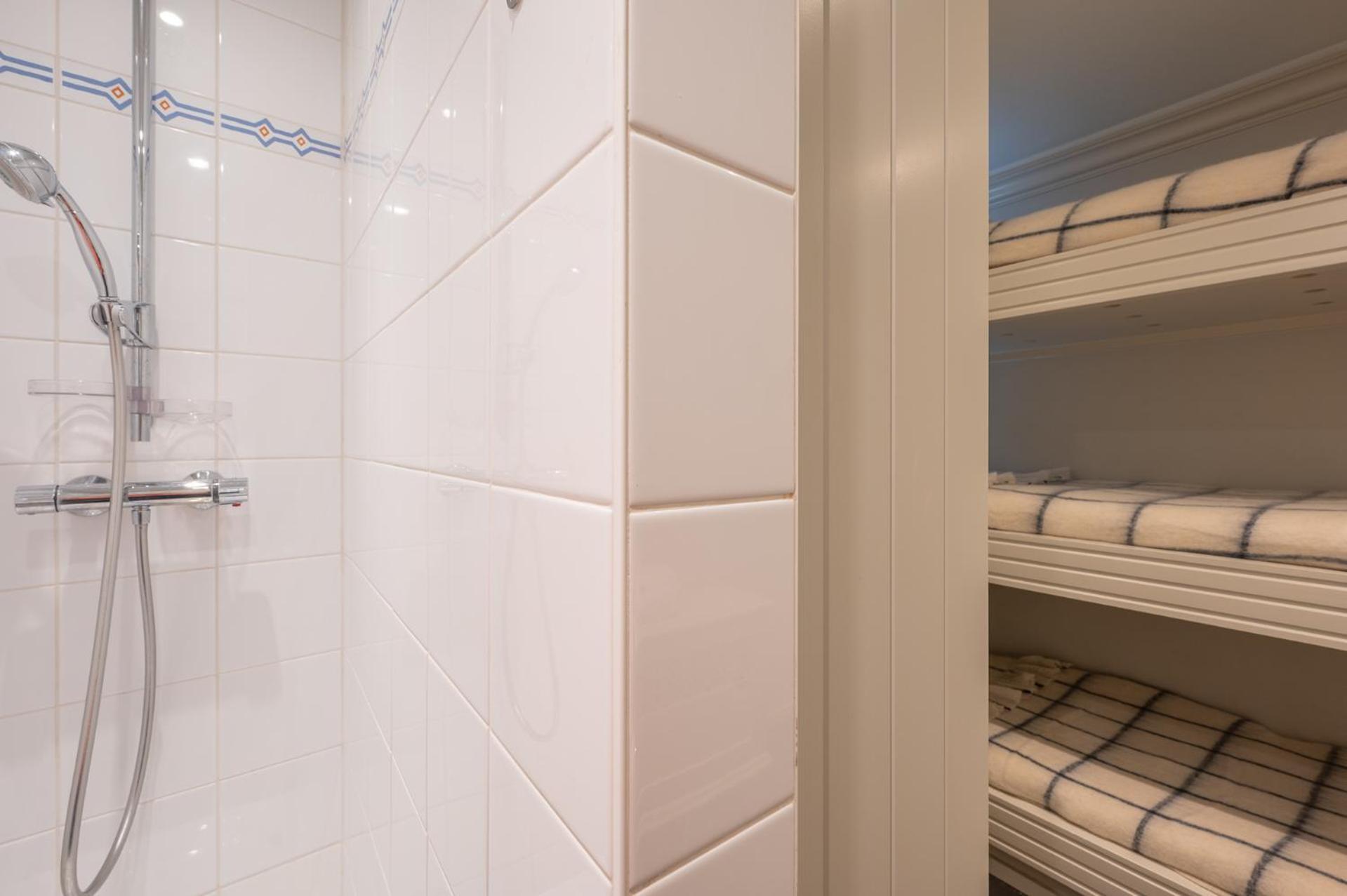 Appartementen 3 En-Of 4 Op De Zeedijk In Knokke Van Logie Marie クノック・ヘイスト エクステリア 写真