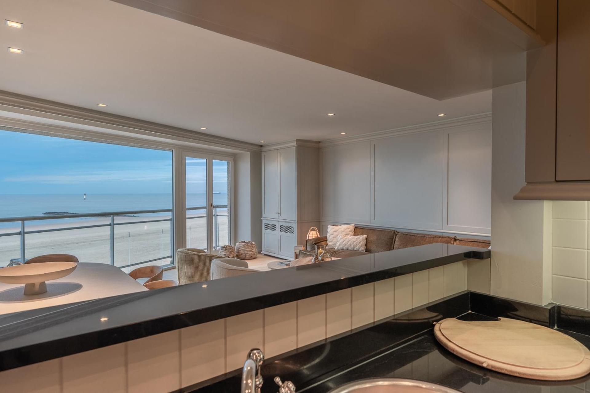 Appartementen 3 En-Of 4 Op De Zeedijk In Knokke Van Logie Marie クノック・ヘイスト エクステリア 写真